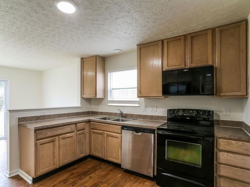 2177 Margo Road, Columbus, OH 43229 Photo 7