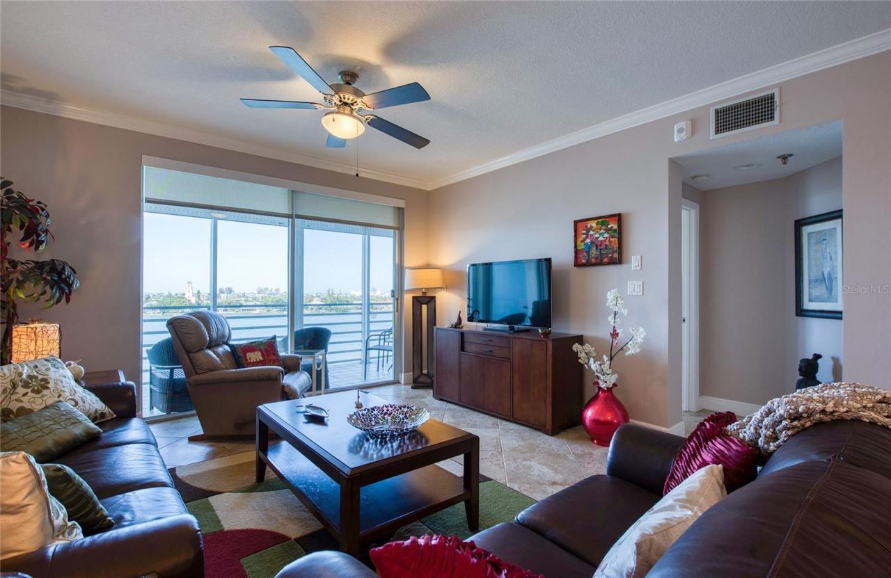 7984 Sailboat Key Boulevard S, Unit 502, South Pasadena, FL 33707 Photo