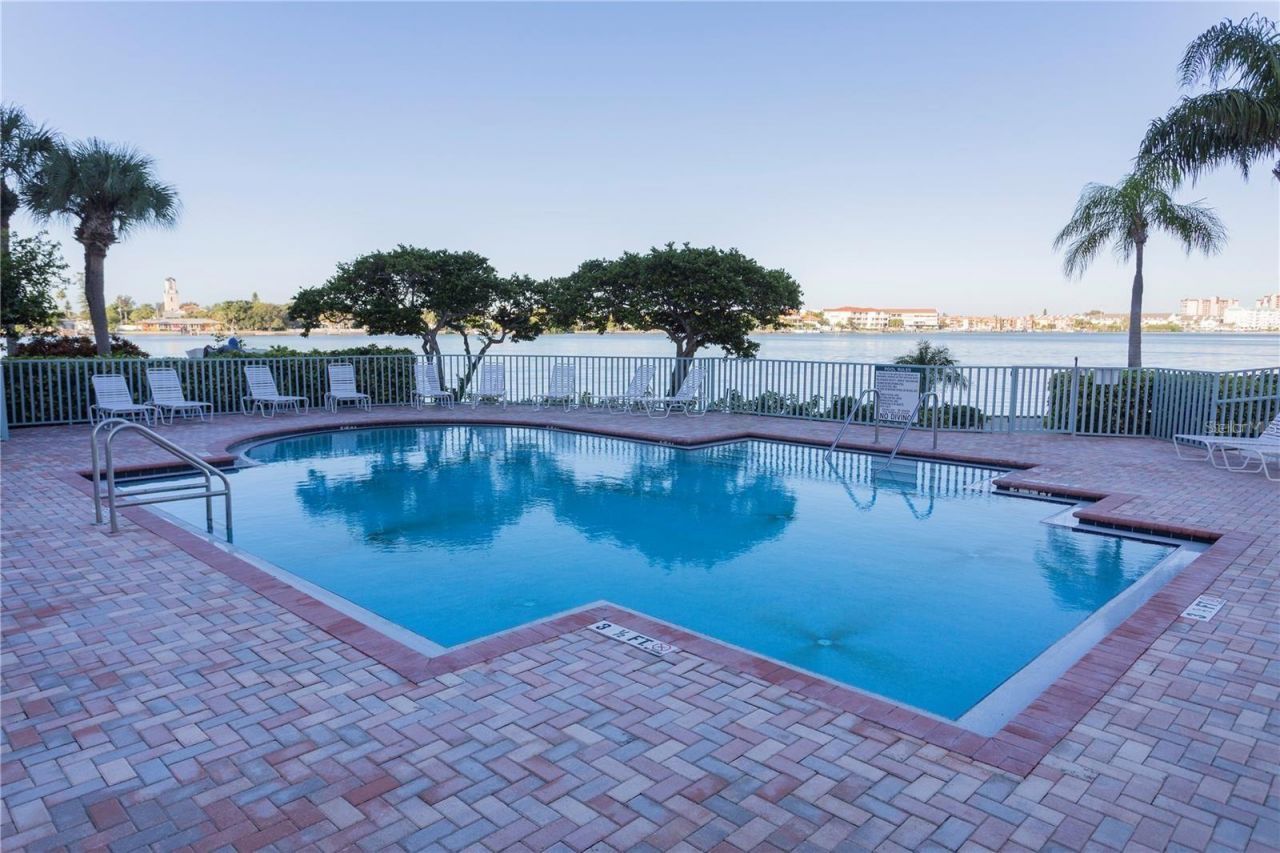 7984 Sailboat Key Boulevard S, Unit 502, South Pasadena, FL 33707 Photo