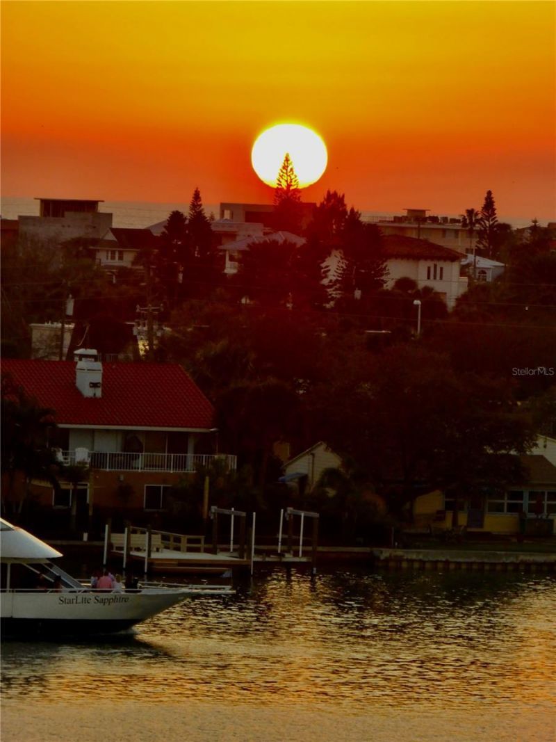 7984 Sailboat Key Boulevard S, Unit 502, South Pasadena, FL 33707 Photo