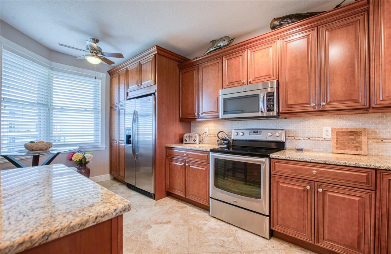 7984 Sailboat Key Boulevard S, Unit 502, South Pasadena, FL 33707 Photo
