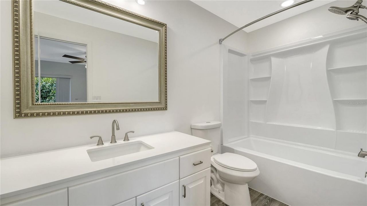 3310 Ramblewood Place , Sarasota, FL 34237 Photo