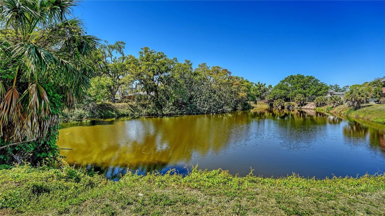 3310 Ramblewood Place , Sarasota, FL 34237 Photo