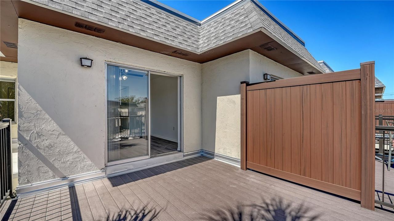 3310 Ramblewood Place , Sarasota, FL 34237 Photo