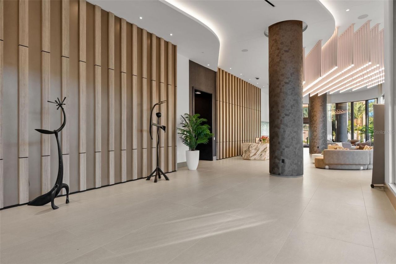 275 1st Avenue, Unit 3807, Saint Petersburg, FL 33701 Photo