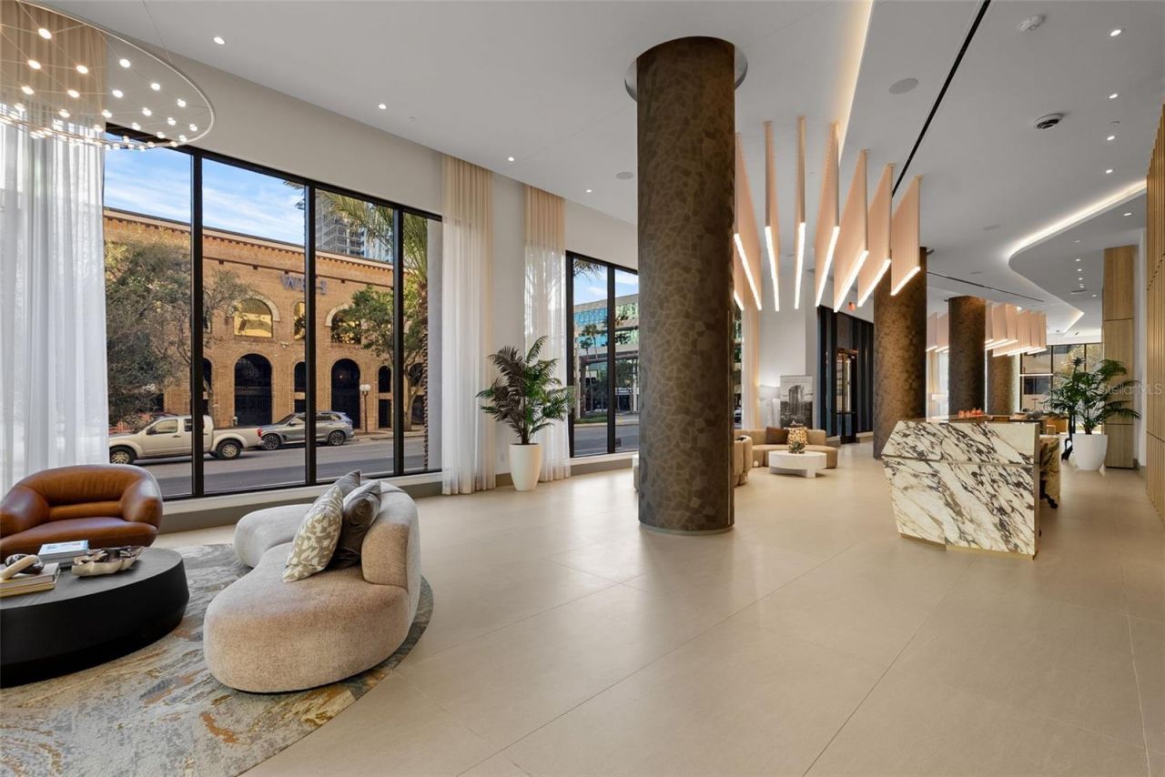 275 1st Avenue, Unit 3807, Saint Petersburg, FL 33701 Photo