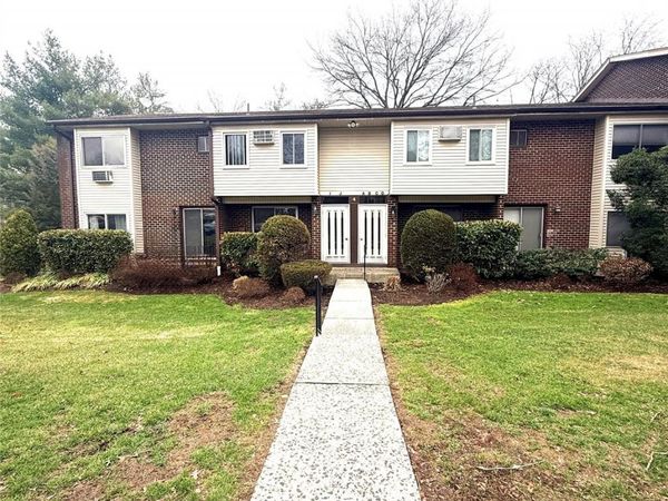 4 Blue Hill, Unit A, Orangeburg, NY 10962