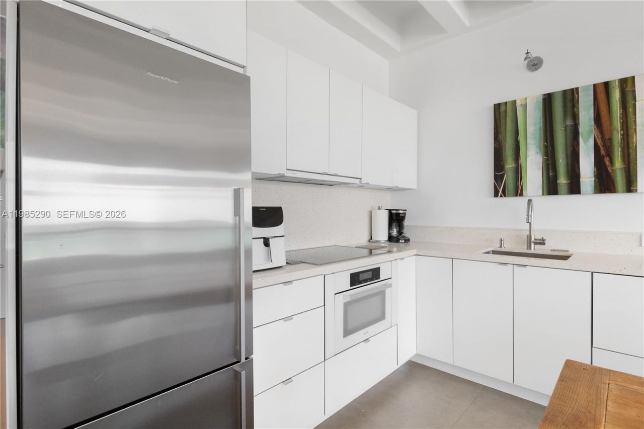 4925 Collins Ave, Unit 5C, Miami Beach, FL 33140 Photo