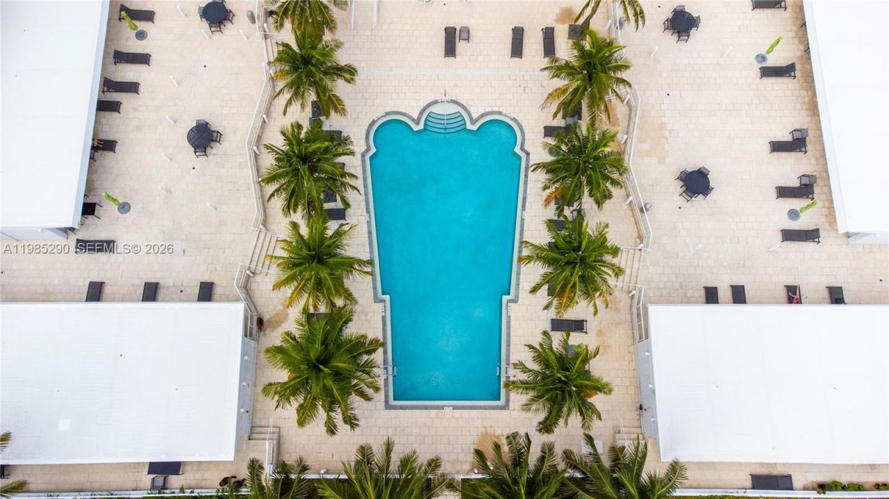 4925 Collins Ave, Unit 5C, Miami Beach, FL 33140 Photo