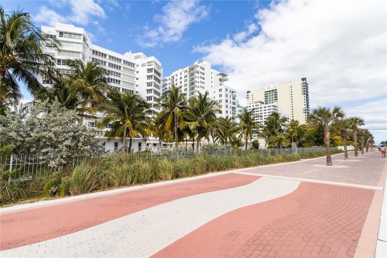 4925 Collins Ave, Unit 5C, Miami Beach, FL 33140 Photo