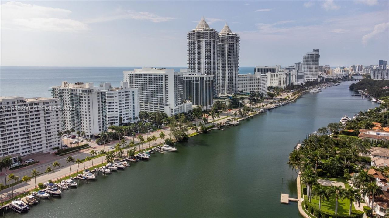 4925 Collins Ave, Unit 5C, Miami Beach, FL 33140 Photo