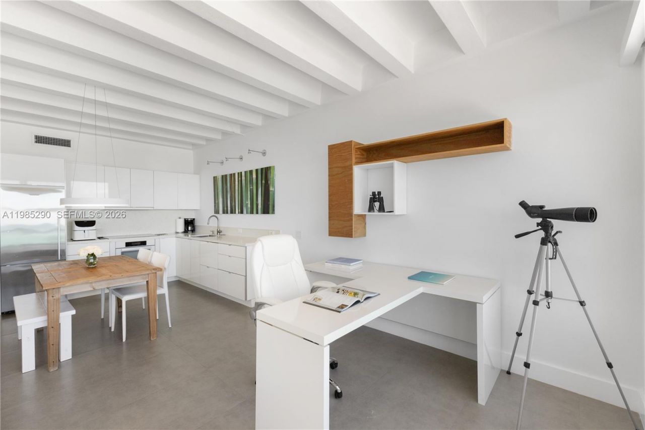 4925 Collins Ave, Unit 5C, Miami Beach, FL 33140 Photo