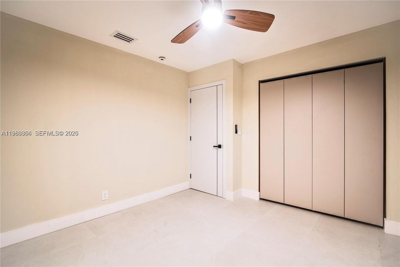 5561 NE 28th Ave, Fort Lauderdale, FL 33308 Photo