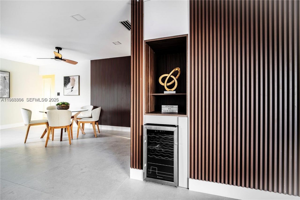 5561 NE 28th Ave , Fort Lauderdale, FL 33308 Photo