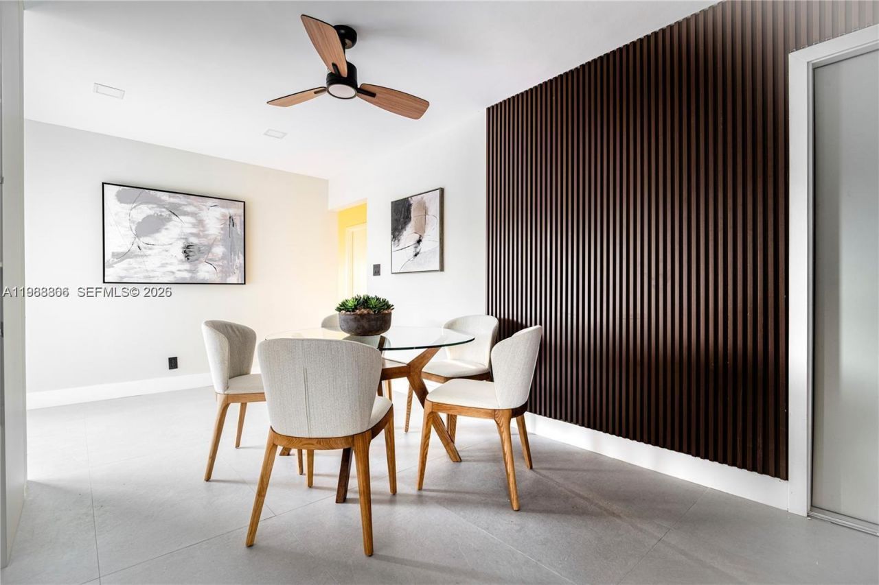 5561 NE 28th Ave , Fort Lauderdale, FL 33308 Photo