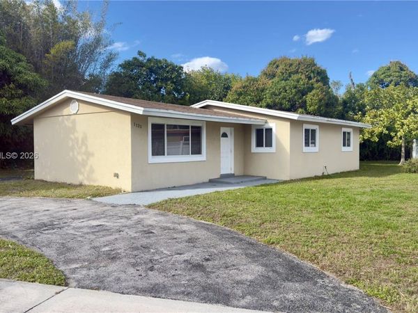 1125 NW 16th Ct , Unit 1125, Fort Lauderdale, FL 33311