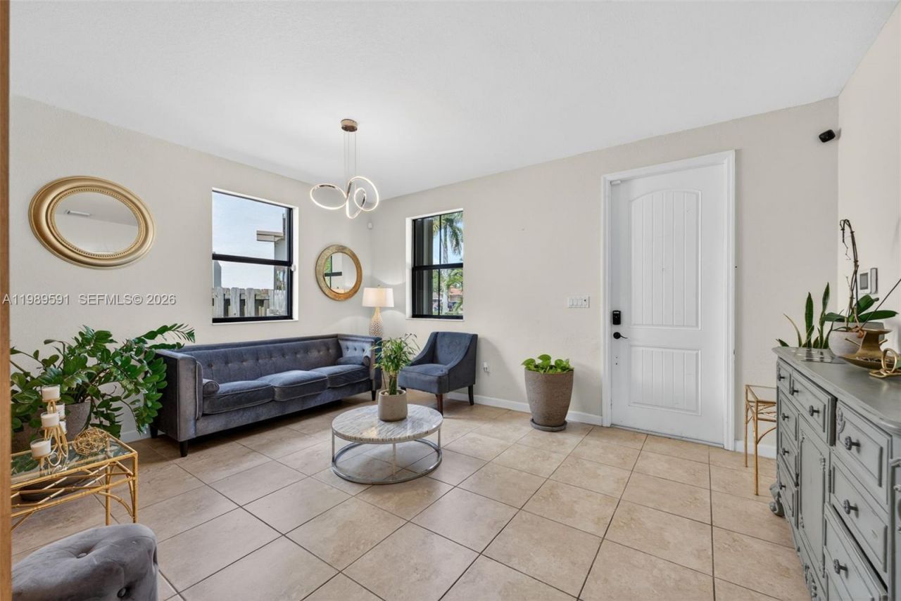 17340 SW 154th Pl , Miami, FL 33187 Photo