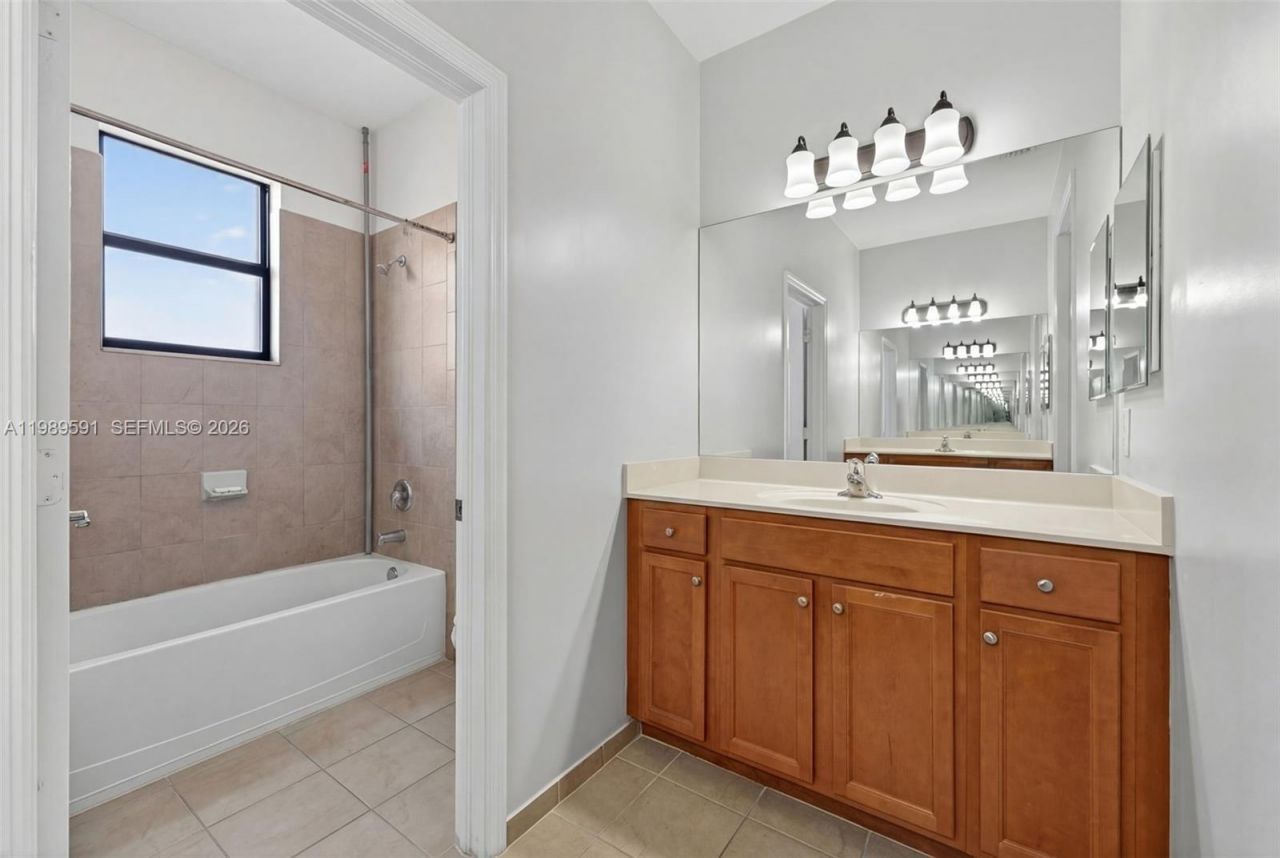 17340 SW 154th Pl , Miami, FL 33187 Photo