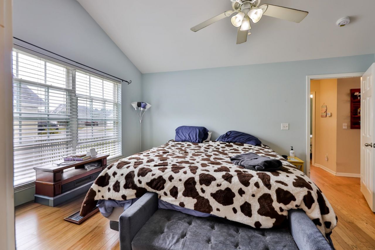 525 Carolina Woods Dr.  Photo 12