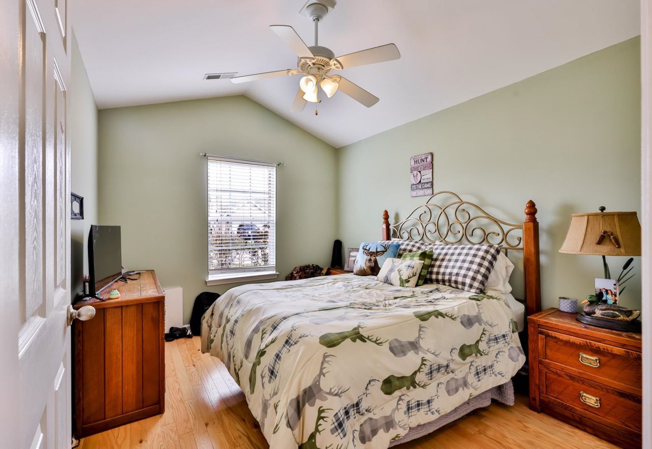 525 Carolina Woods Dr.  Photo 15