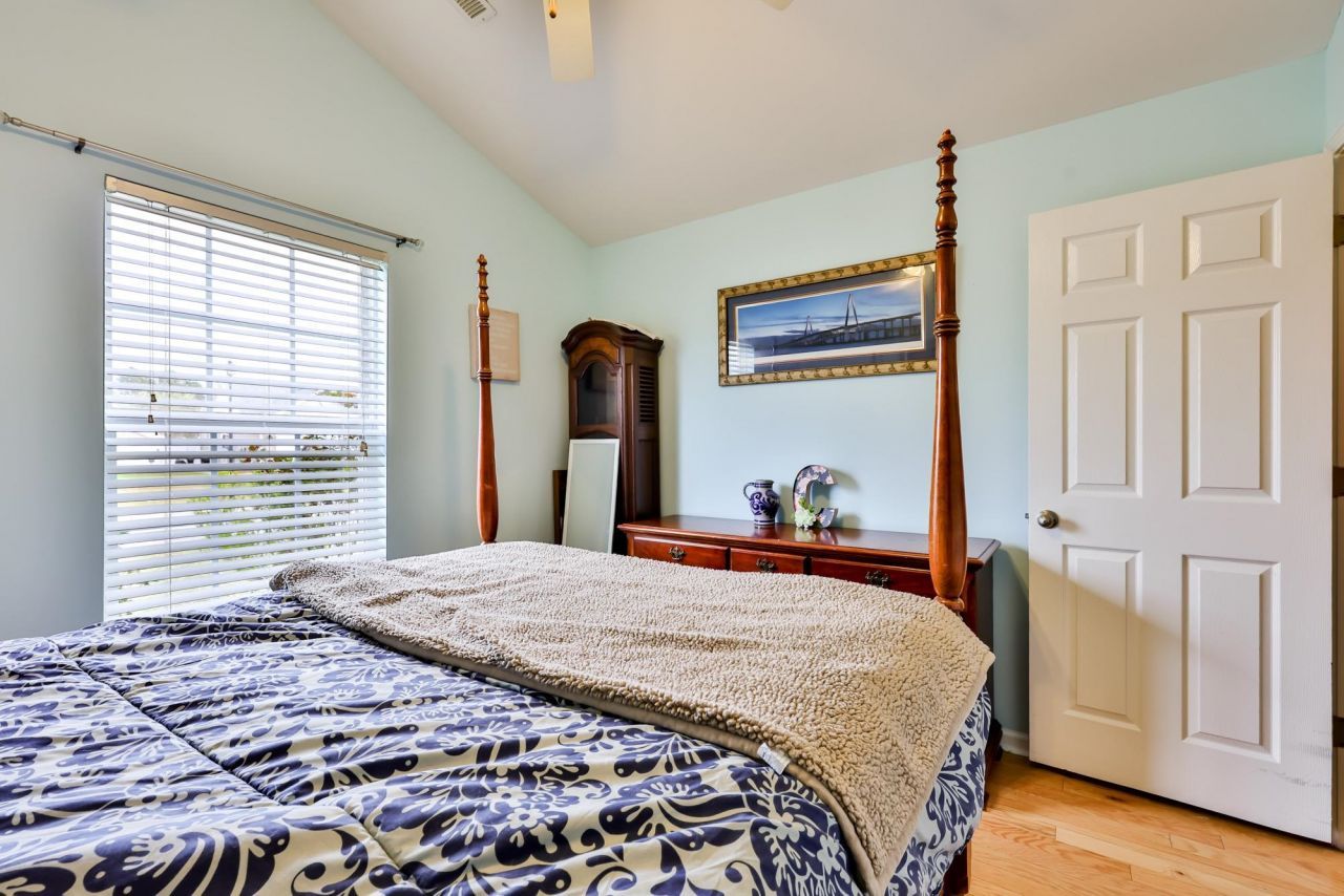 525 Carolina Woods Dr.  Photo 19