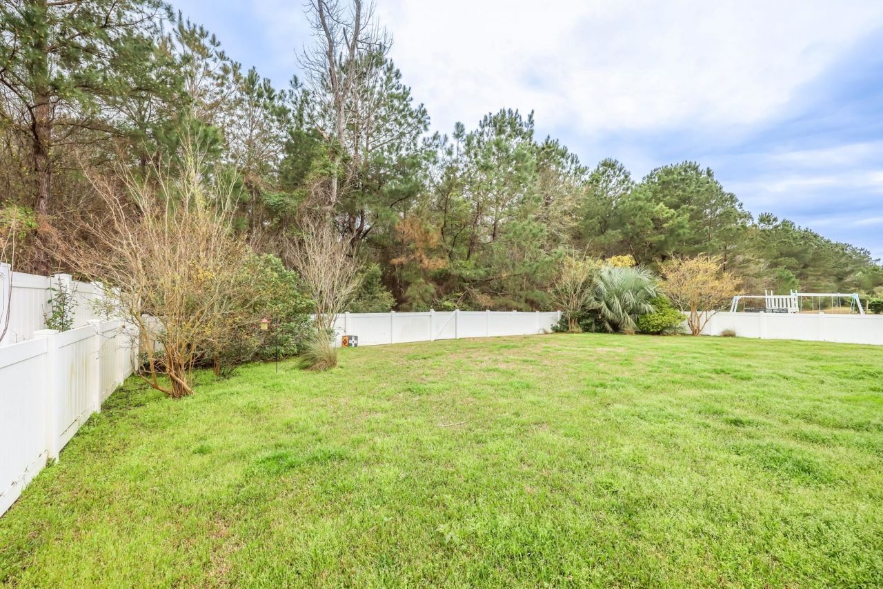 525 Carolina Woods Dr.  Photo 24