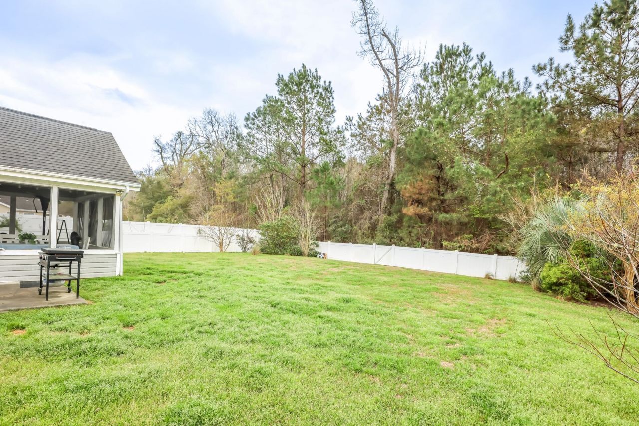 525 Carolina Woods Dr.  Photo 25