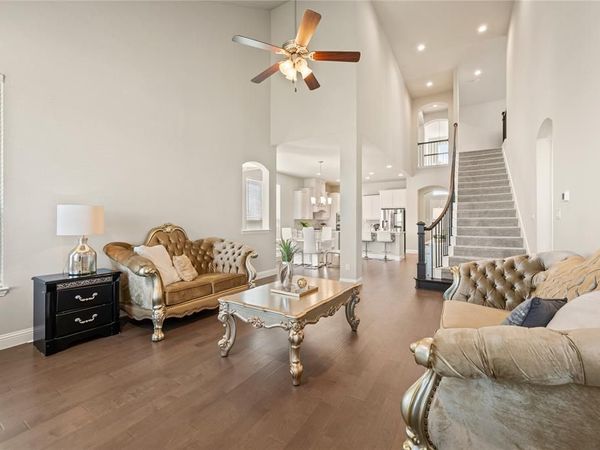 1807 Gristmill Drive, Mansfield, TX 76063