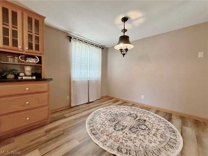 282 N Meadowlark Drive, Williamstown, WV 26187 Photo 14