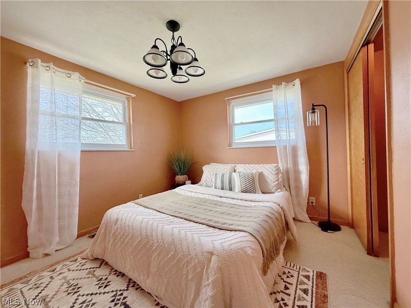 282 N Meadowlark Drive, Williamstown, WV 26187 Photo 17