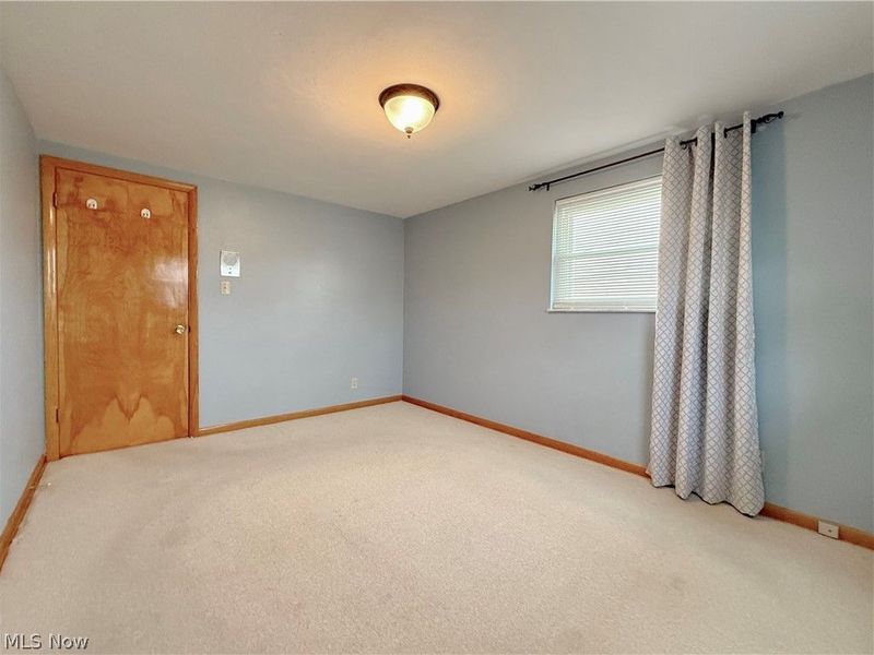 282 N Meadowlark Drive, Williamstown, WV 26187 Photo 23