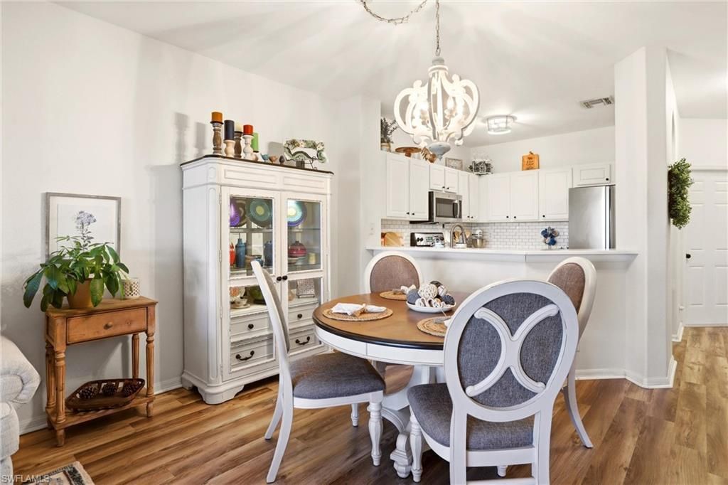 8234 Pacific Beach Dr, Fort Myers, FL 33966 Photo