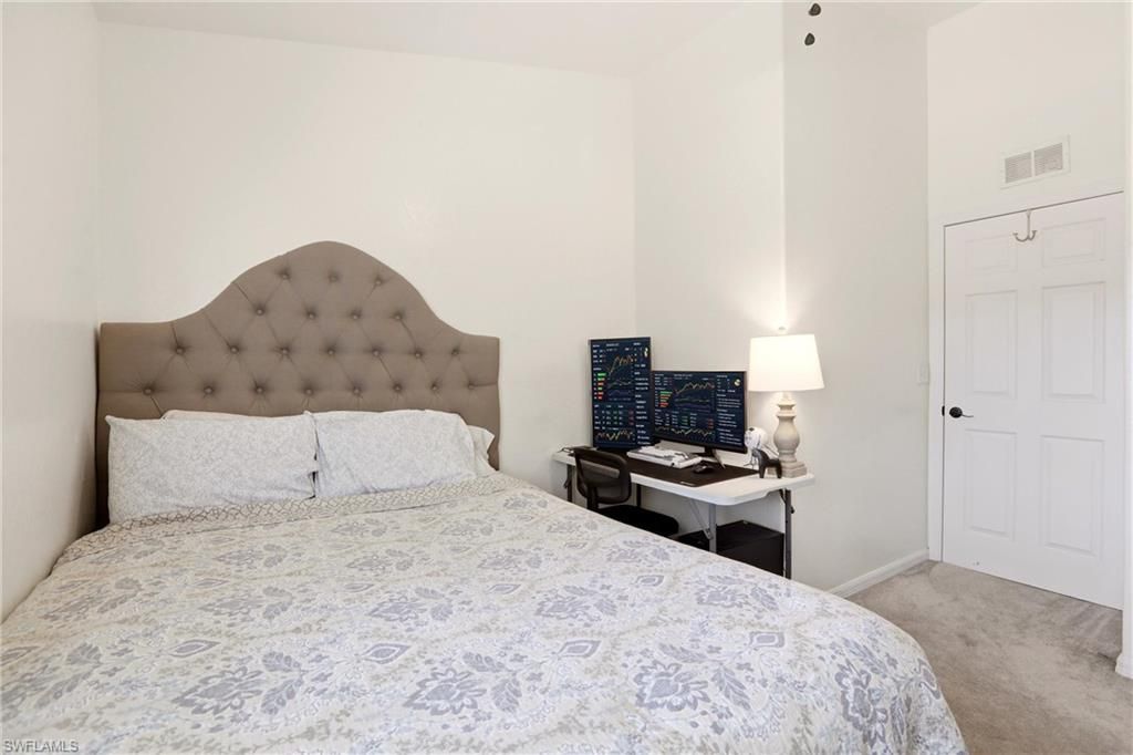 8234 Pacific Beach Dr, Fort Myers, FL 33966 Photo