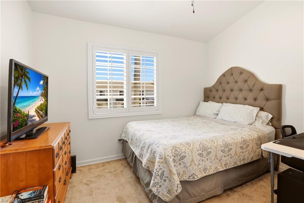 8234 Pacific Beach Dr, Fort Myers, FL 33966 Photo