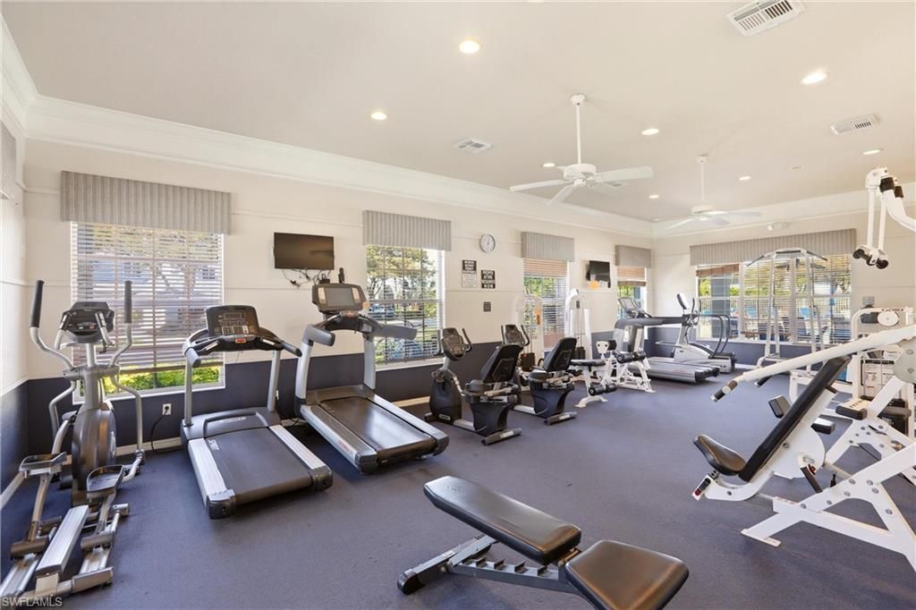 8234 Pacific Beach Dr, Fort Myers, FL 33966 Photo