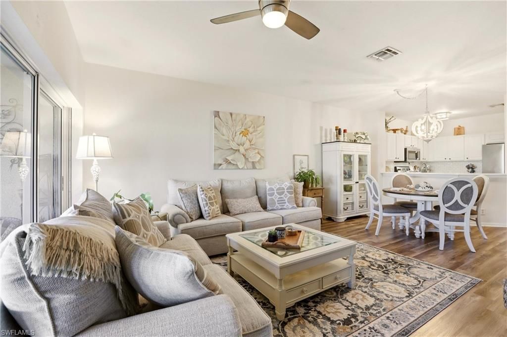 8234 Pacific Beach Dr, Fort Myers, FL 33966 Photo