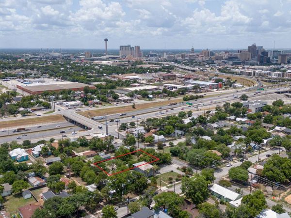 1622 pine, San Antonio, TX 78208