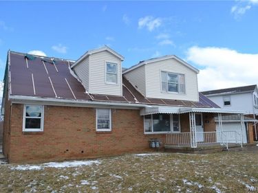 208 W Elmview Avenue, Buffalo, NY 14218