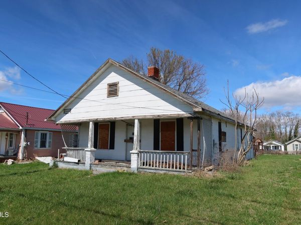 2104 Berry Street, Kingsport, TN 37664