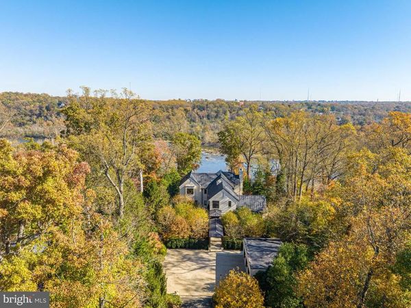 1169 CREST LANE , MCLEAN, VA 22101