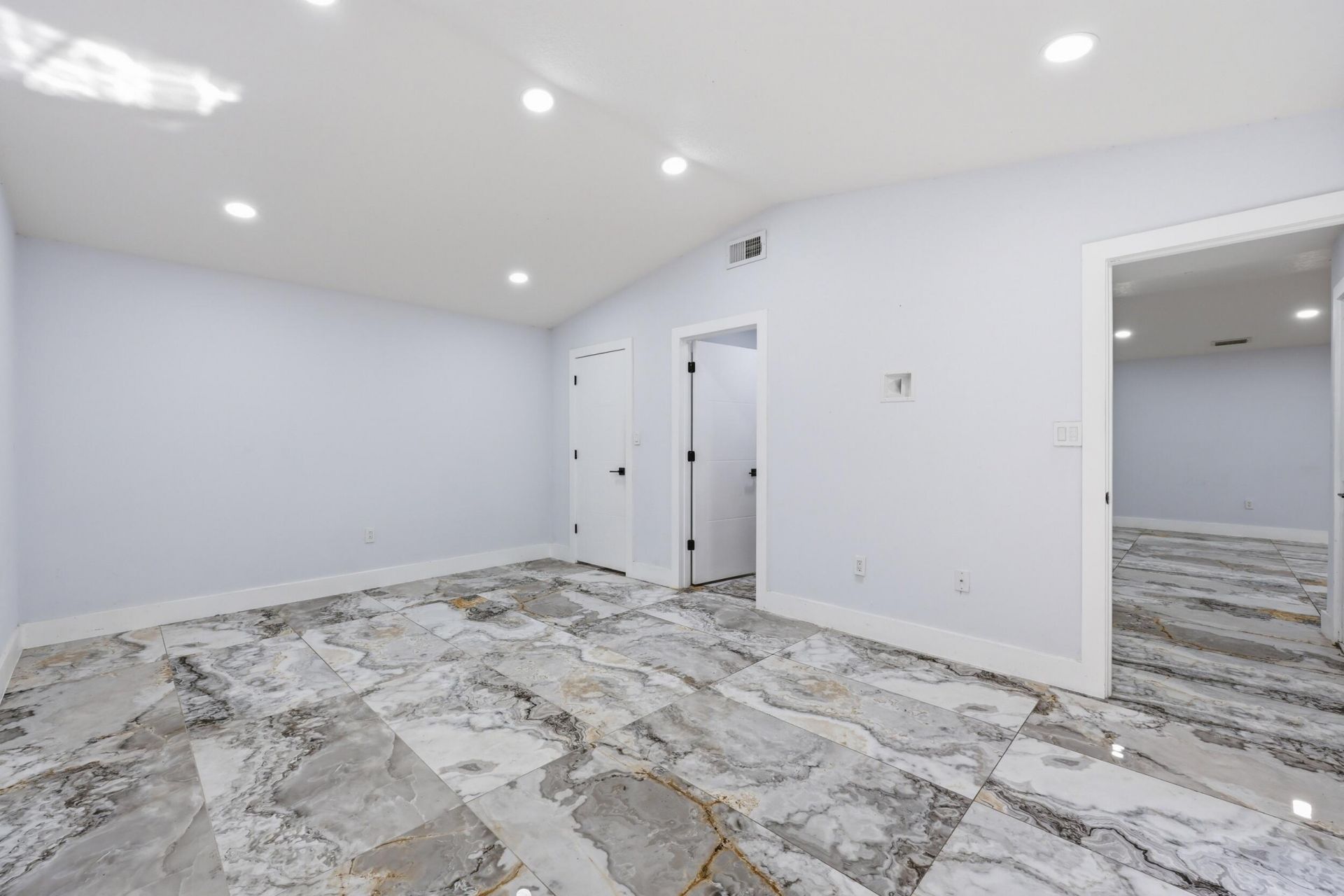 1701 Mariners Cove, Fort Pierce, FL 34950 Photo