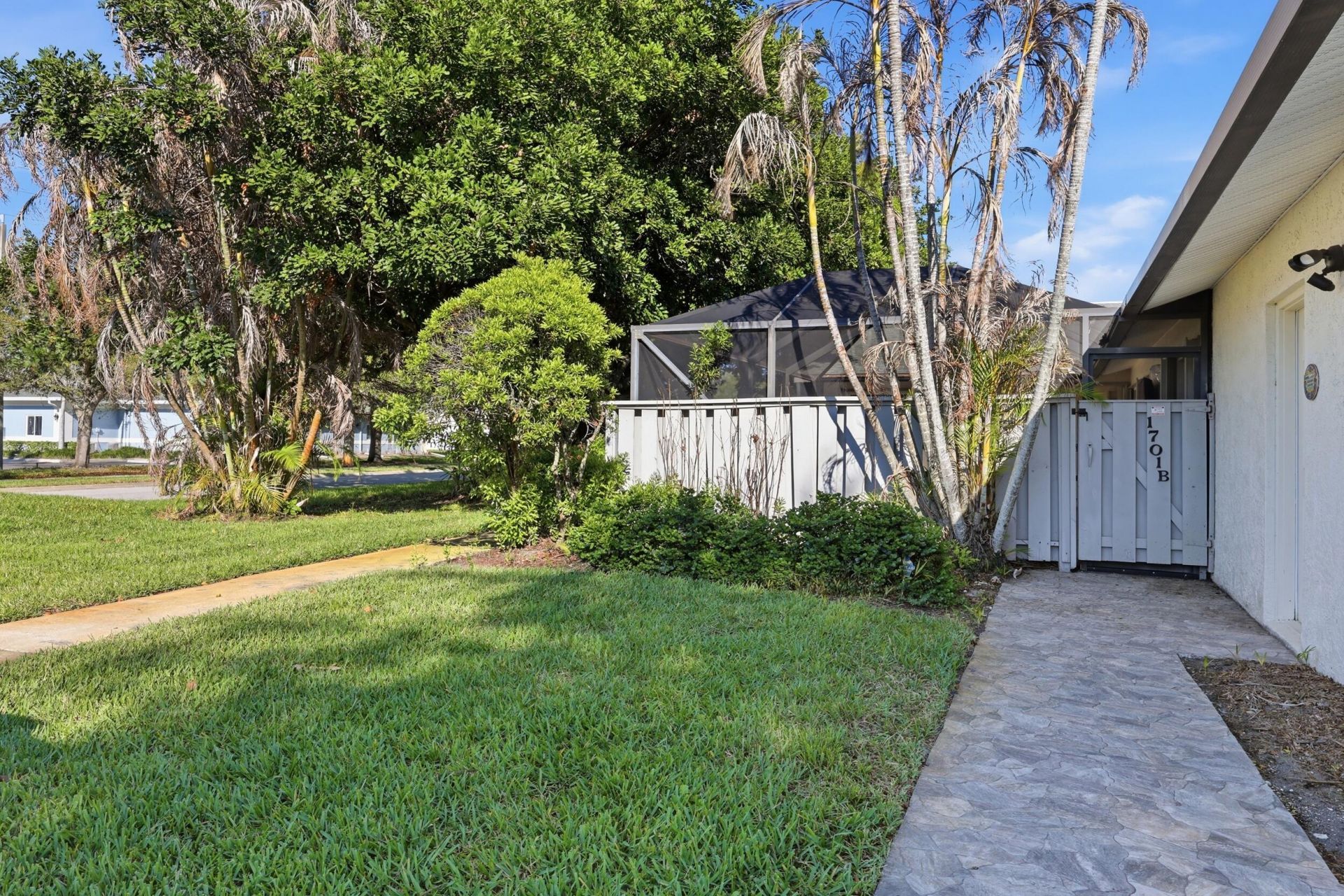 1701 Mariners Cove, Fort Pierce, FL 34950 Photo