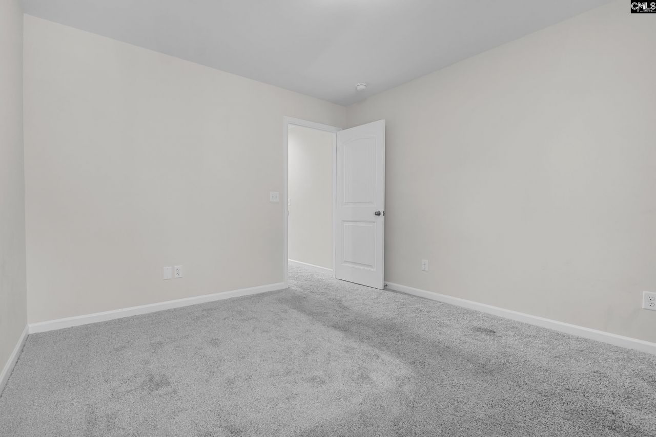 227 Honey Hill Way Photo 17