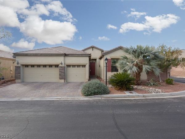8233 Preppy Fox Avenue , Las Vegas, NV 89131