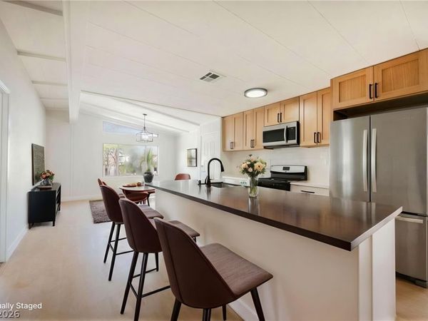 3670 Isle Royale Drive , Las Vegas, NV 89122