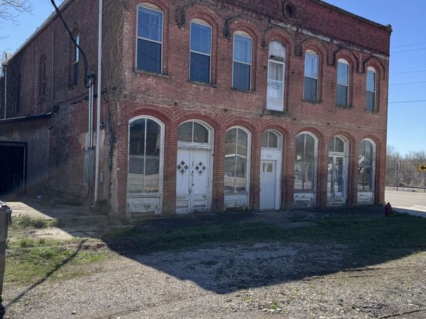 7637 North Street, Seligman, MO 65745