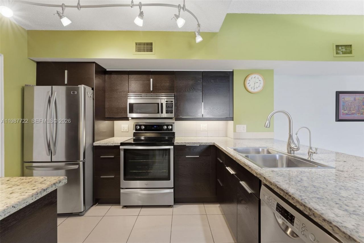 2640 S University Dr , Unit 230, Davie, FL 33328 Photo