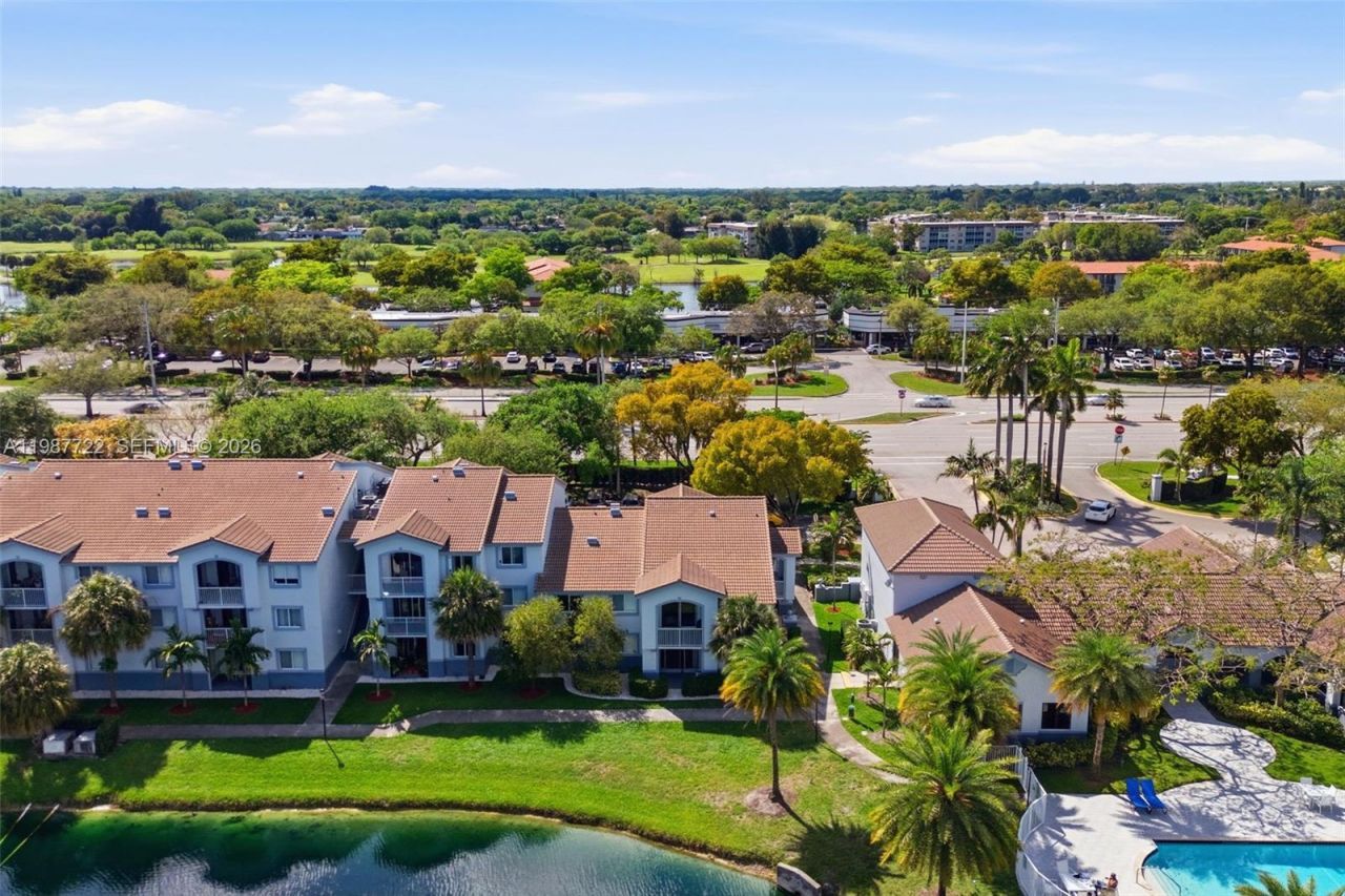 2640 S University Dr , Unit 230, Davie, FL 33328 Photo