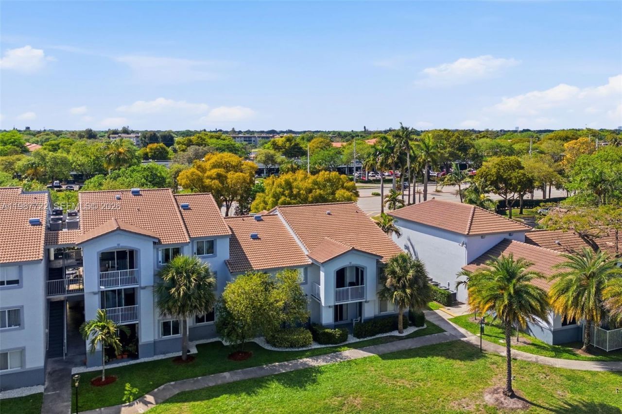 2640 S University Dr , Unit 230, Davie, FL 33328 Photo