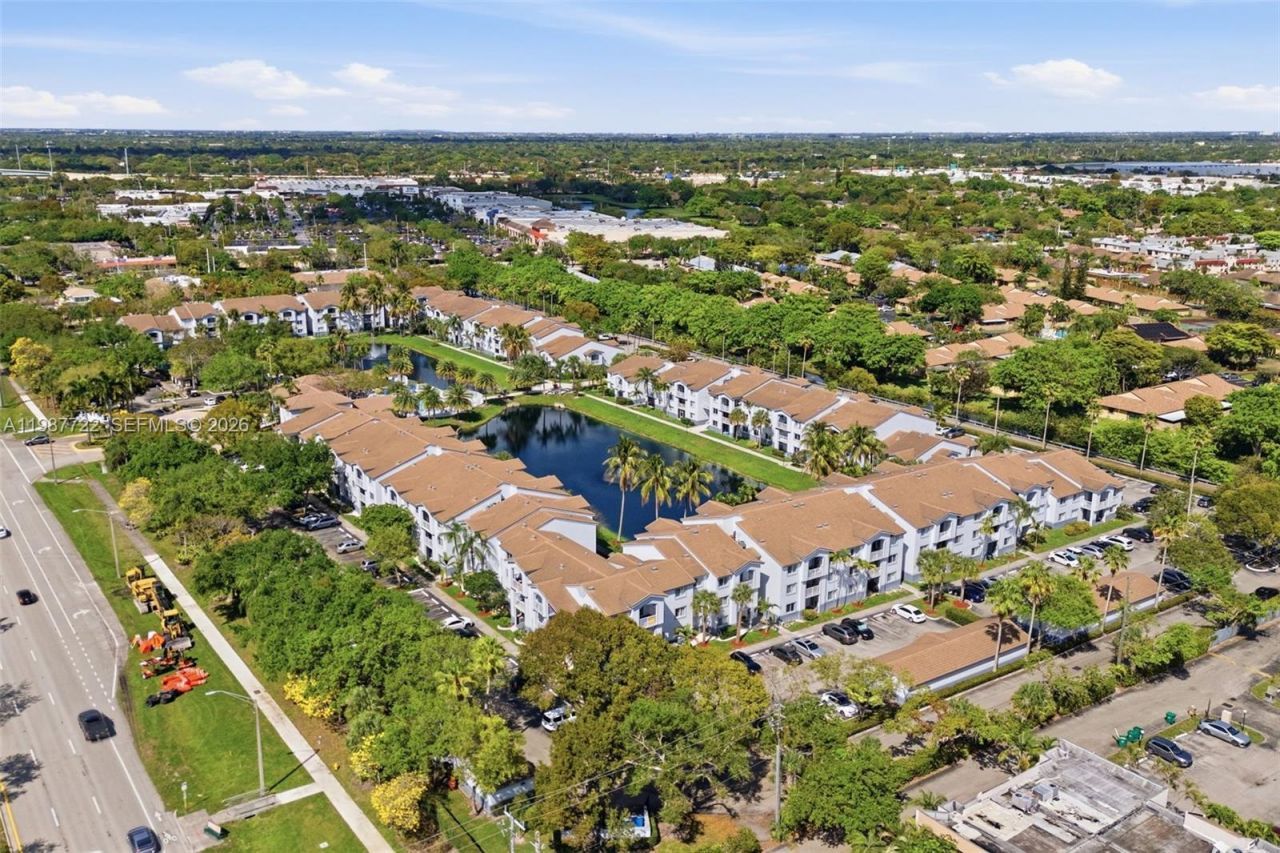 2640 S University Dr , Unit 230, Davie, FL 33328 Photo
